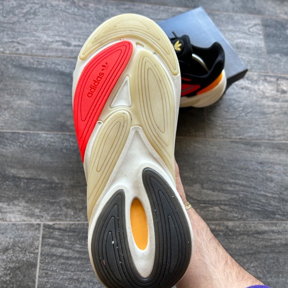 Adidas Ozelia 3 Stripes Yeezy Kanye West Sneakers - Picture 10 of 11